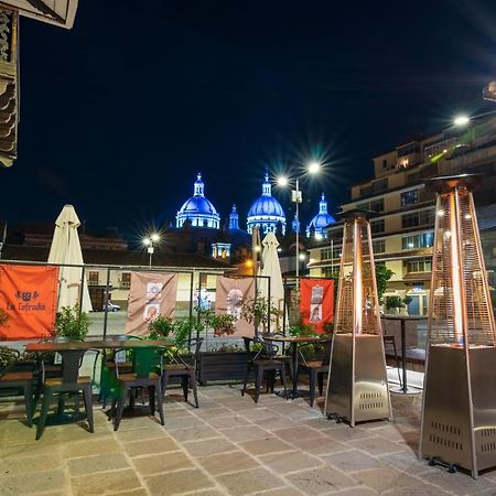Hotel La Cofradia Pub-House Куенка Екстер'єр фото
