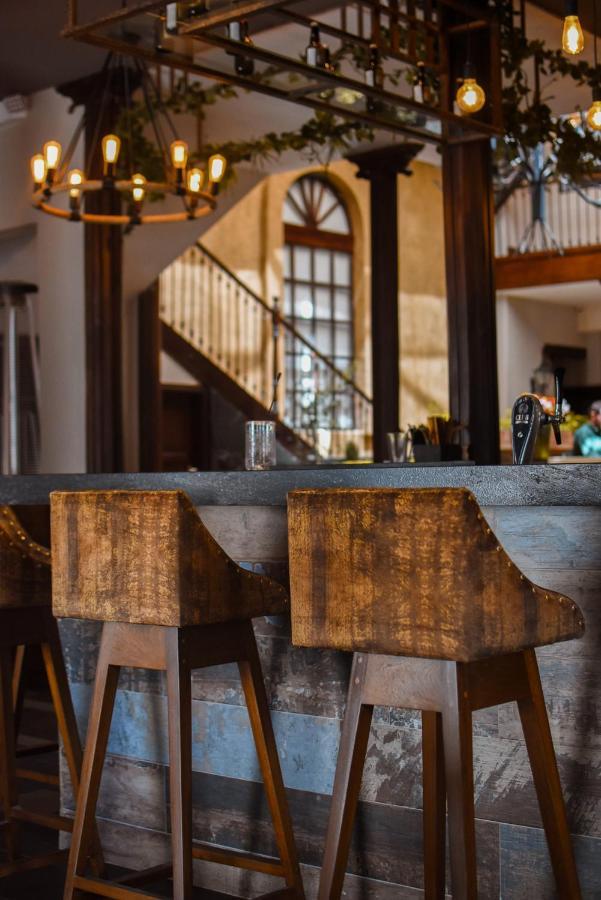 Hotel La Cofradia Pub-House Куенка Екстер'єр фото