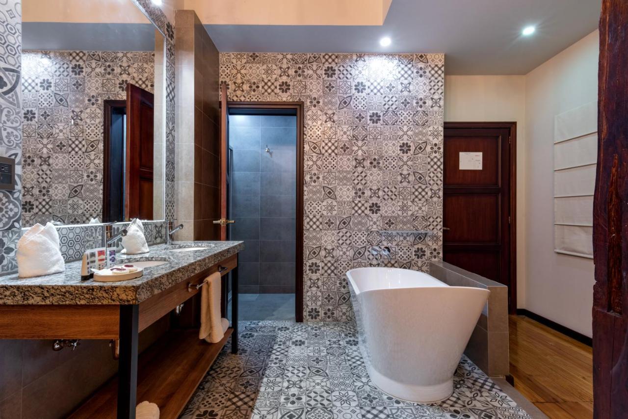 Hotel La Cofradia Pub-House Куенка Екстер'єр фото