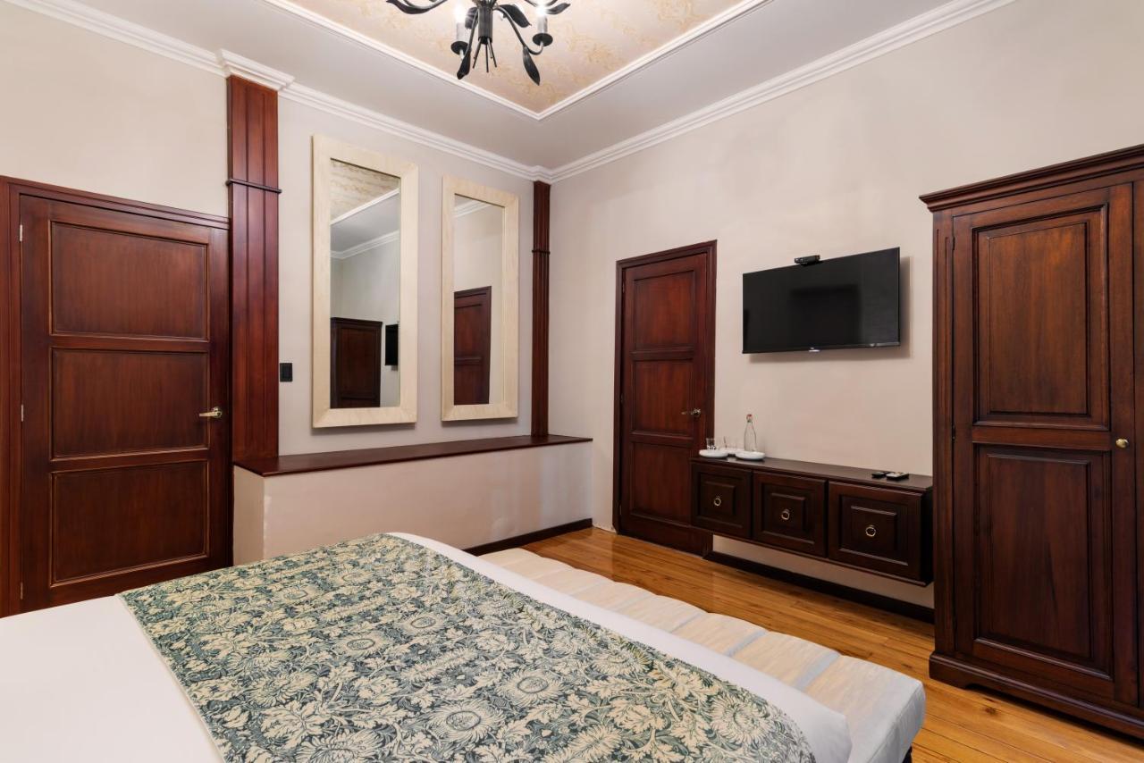Hotel La Cofradia Pub-House Куенка Екстер'єр фото
