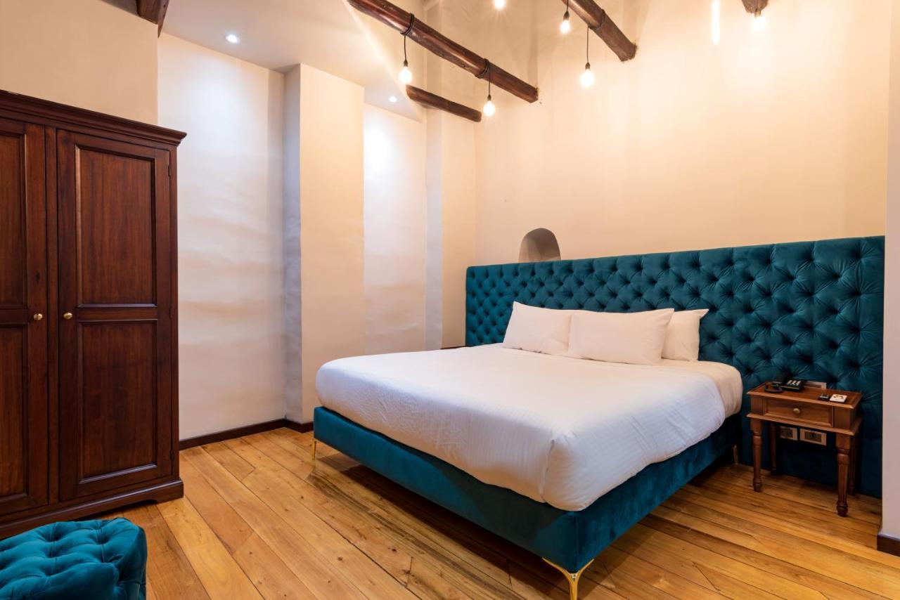Hotel La Cofradia Pub-House Куенка Екстер'єр фото