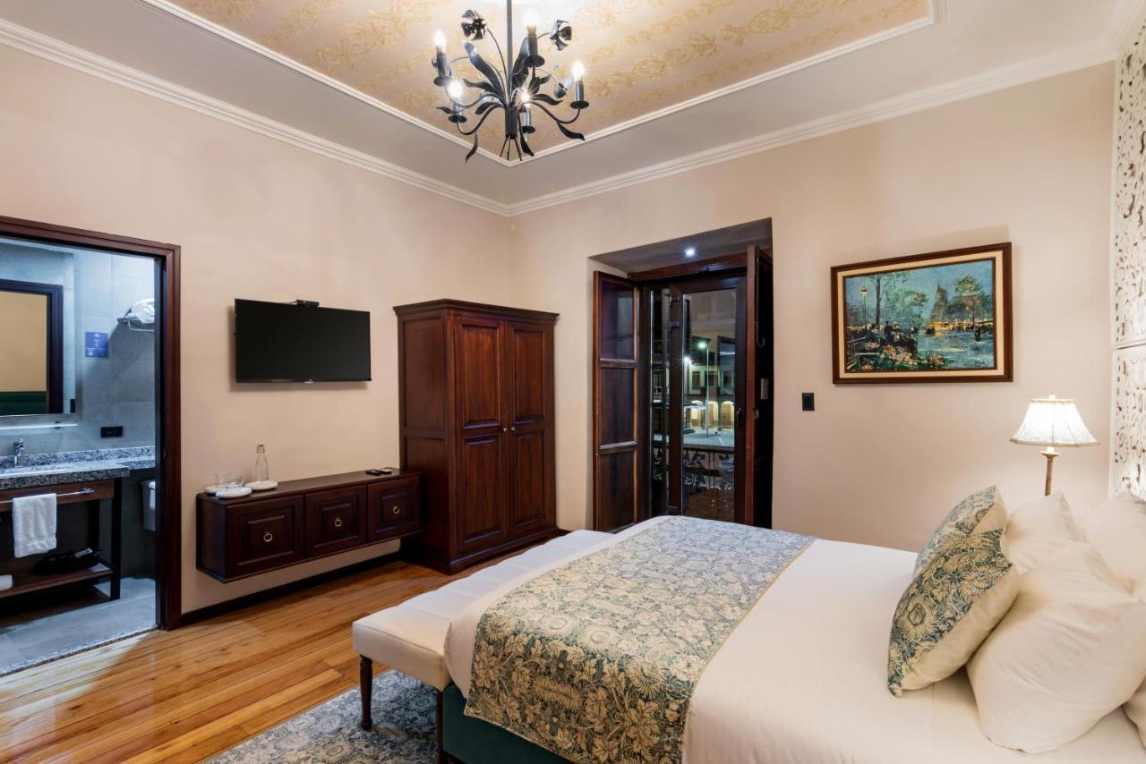 Hotel La Cofradia Pub-House Куенка Екстер'єр фото