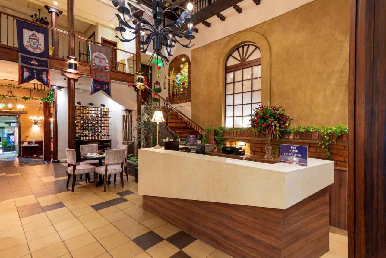 Hotel La Cofradia Pub-House Куенка Екстер'єр фото