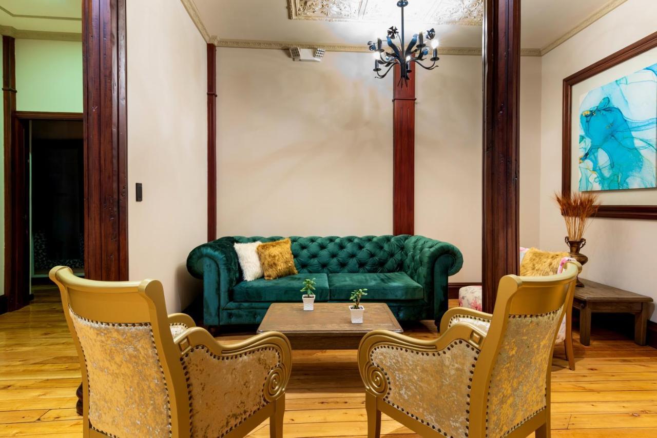 Hotel La Cofradia Pub-House Куенка Екстер'єр фото