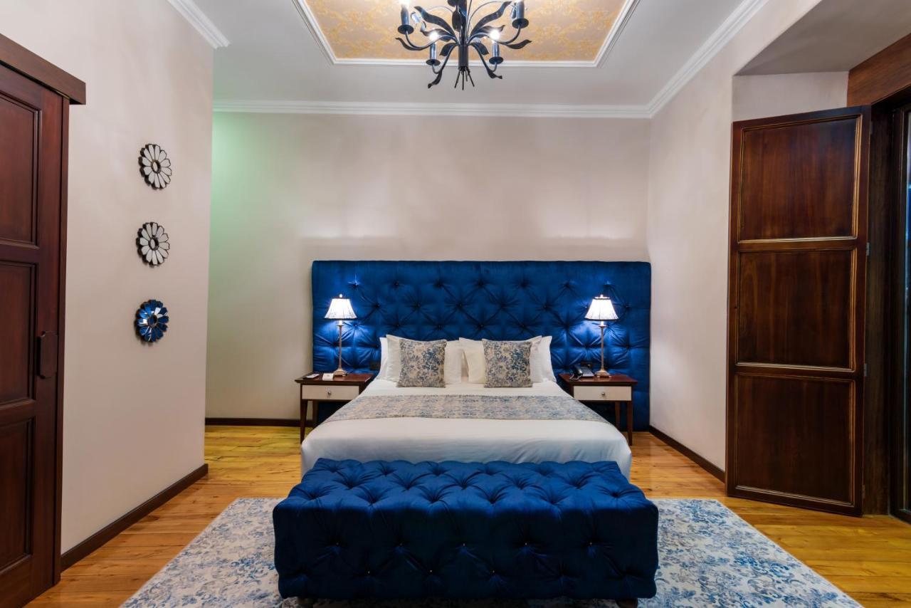 Hotel La Cofradia Pub-House Куенка Екстер'єр фото