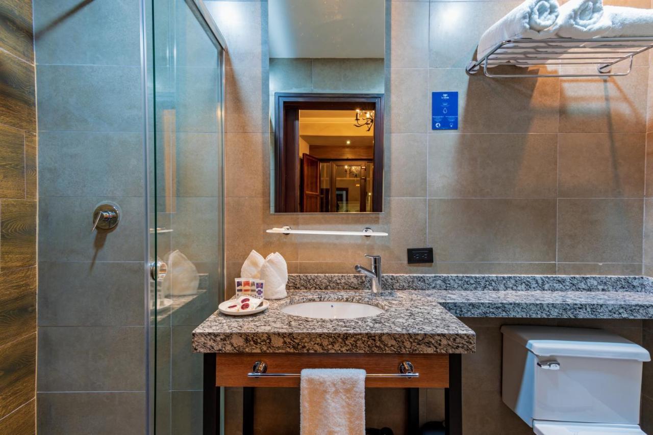 Hotel La Cofradia Pub-House Куенка Екстер'єр фото